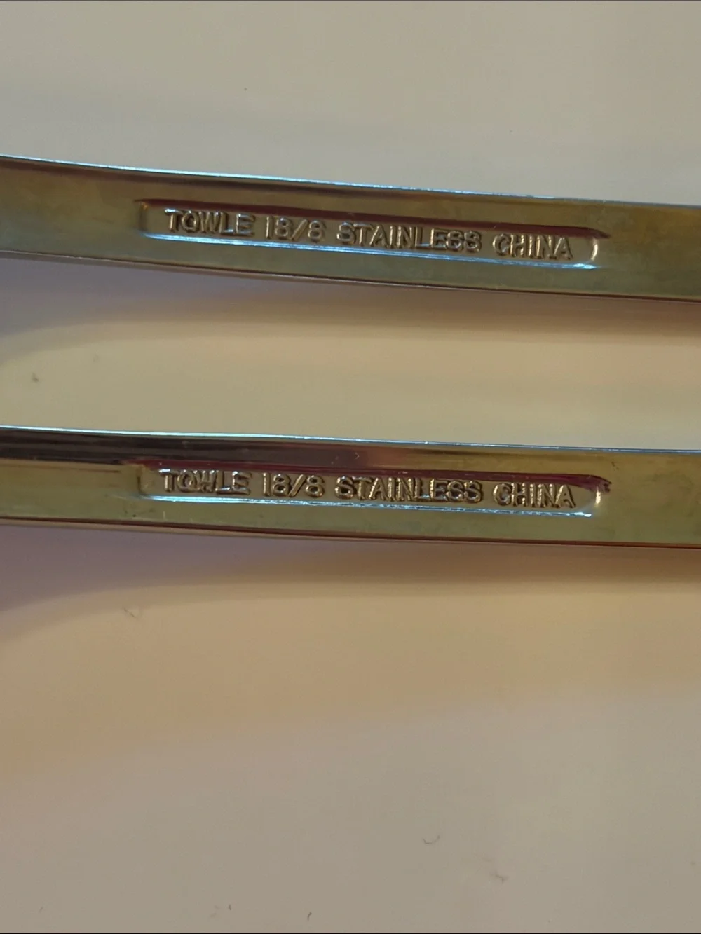 Towle Classique Bands 18/8 glossy stainless flatware set of 2 seafood forks VGUC